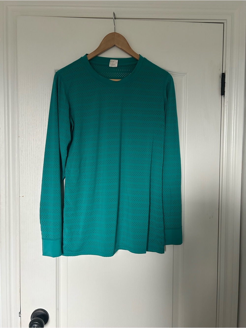 ZYIA Women’s Teal Crewneck Long Sleeve Performance Tee